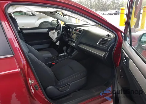 2015 Subaru Legacy 2.5I Premium z USA, uszkodzony, nr VIN 4S3BNAC61F3027456